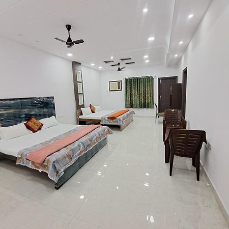 Shivansh Stays Varanasi Exterior foto