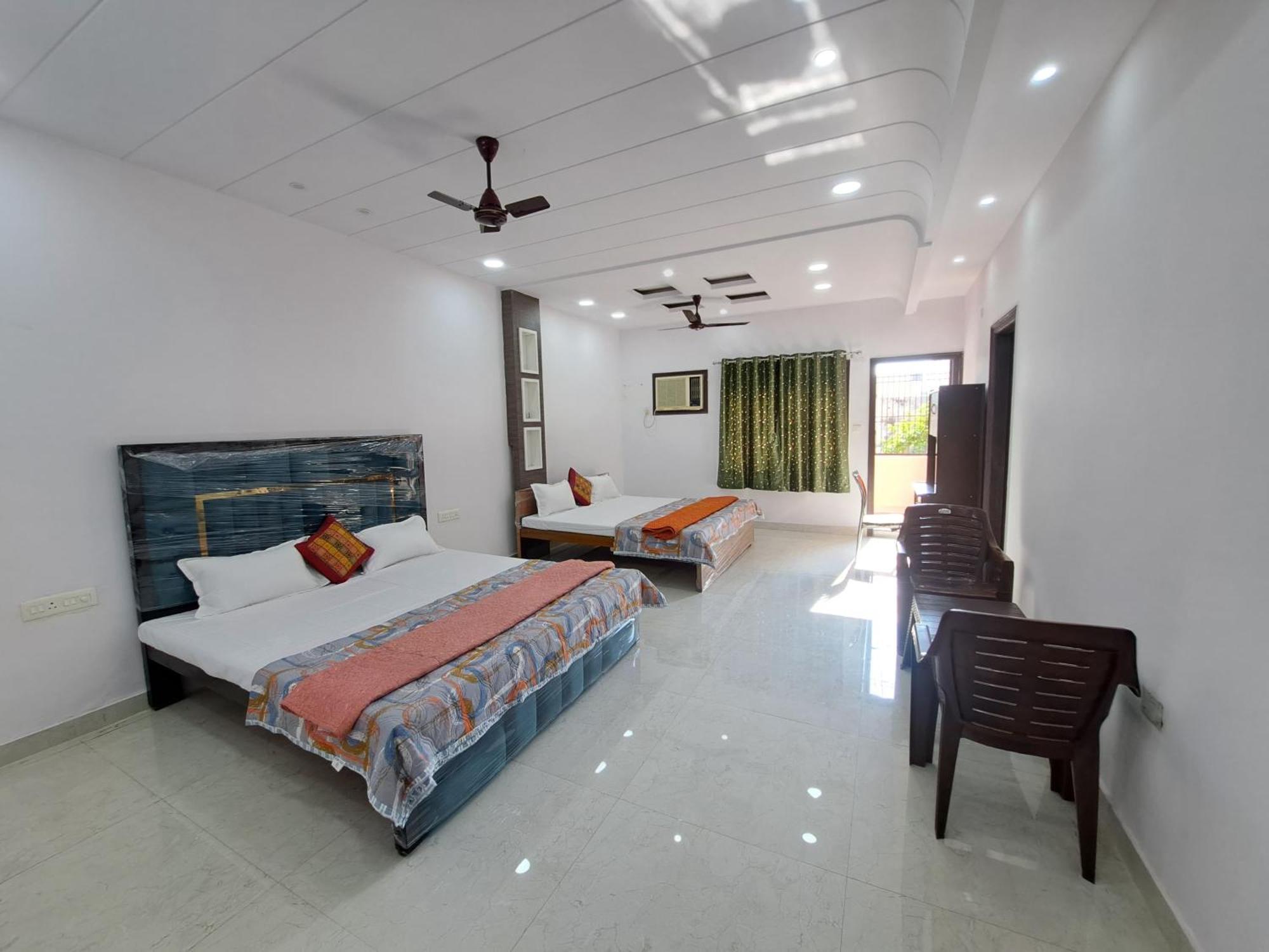 Shivansh Stays Varanasi Exterior foto